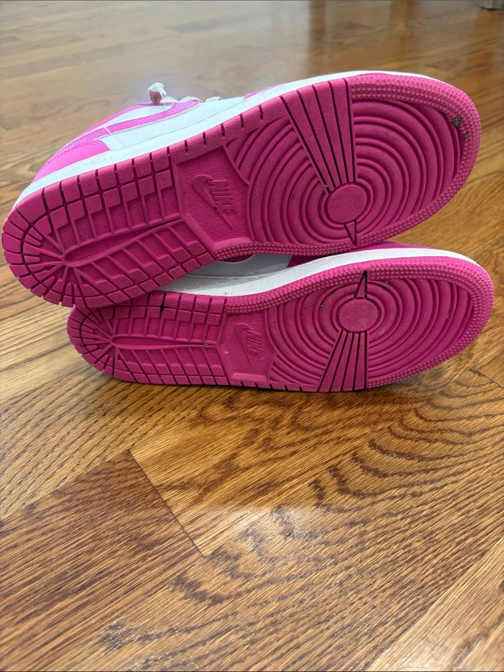 Nike Kids Pink and White Low-Top Sneakers